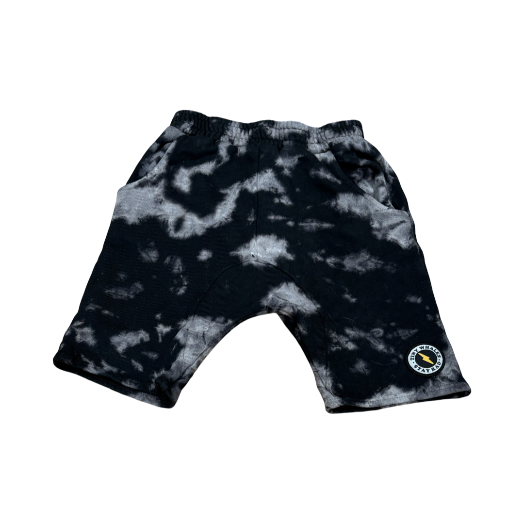 Tiny Whales Shorts (5)
