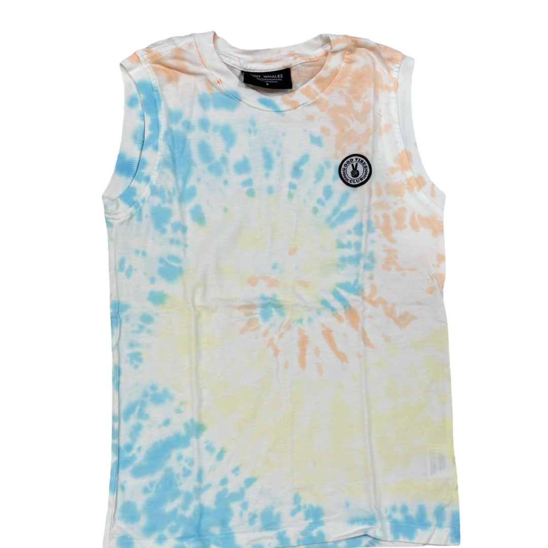 Tiny Whales Tank (5)